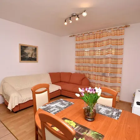 Tome Apartment Primošten