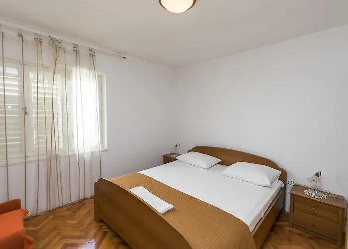 Apartment Tome Primosten